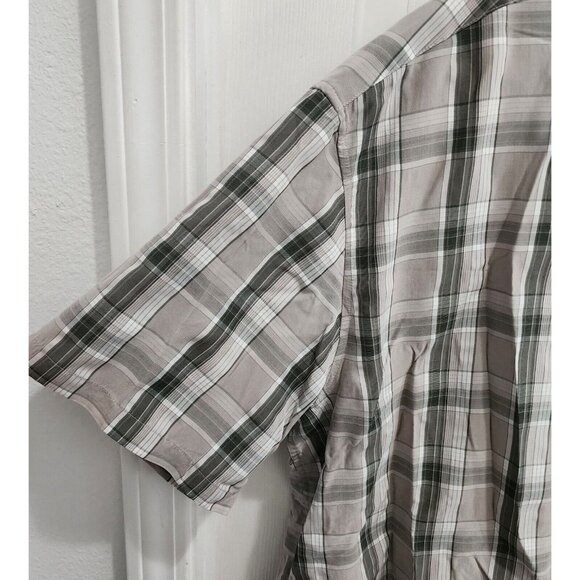 Quicksilver Gray Plaid Short Sleeve Pocket Button Up Shirt Size XXL - Picture 4 of 10